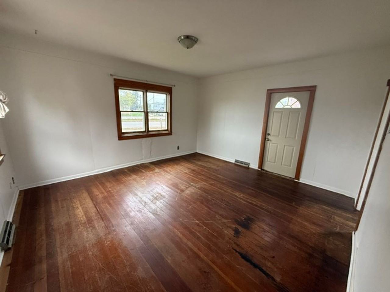 30 E Birch St - Photo 5 of 11
