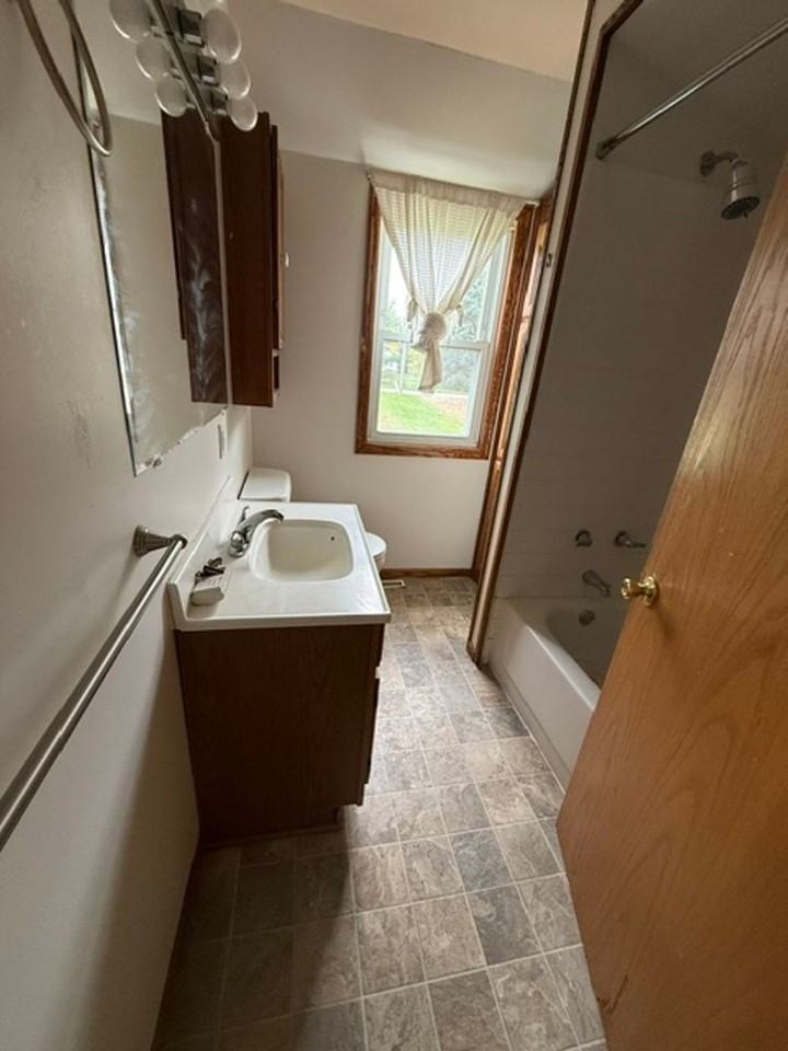 30 E Birch St - Photo 7 of 11