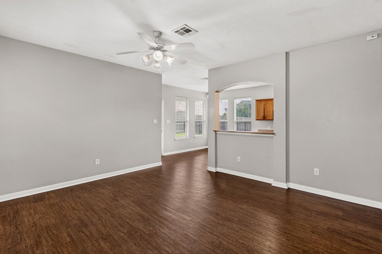 4134 Mcfarland Dr - Photo 6 of 31