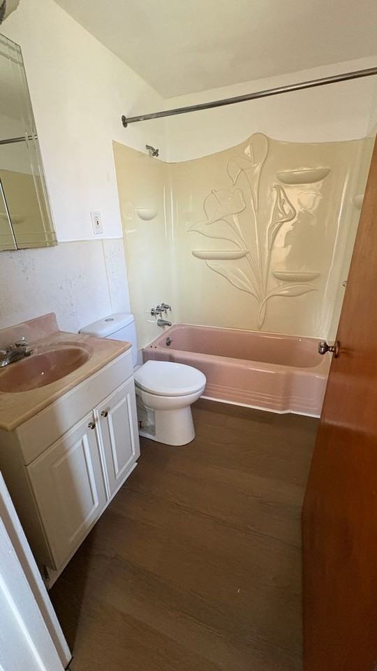 609 Farnsworth Ave - Photo 7 of 9