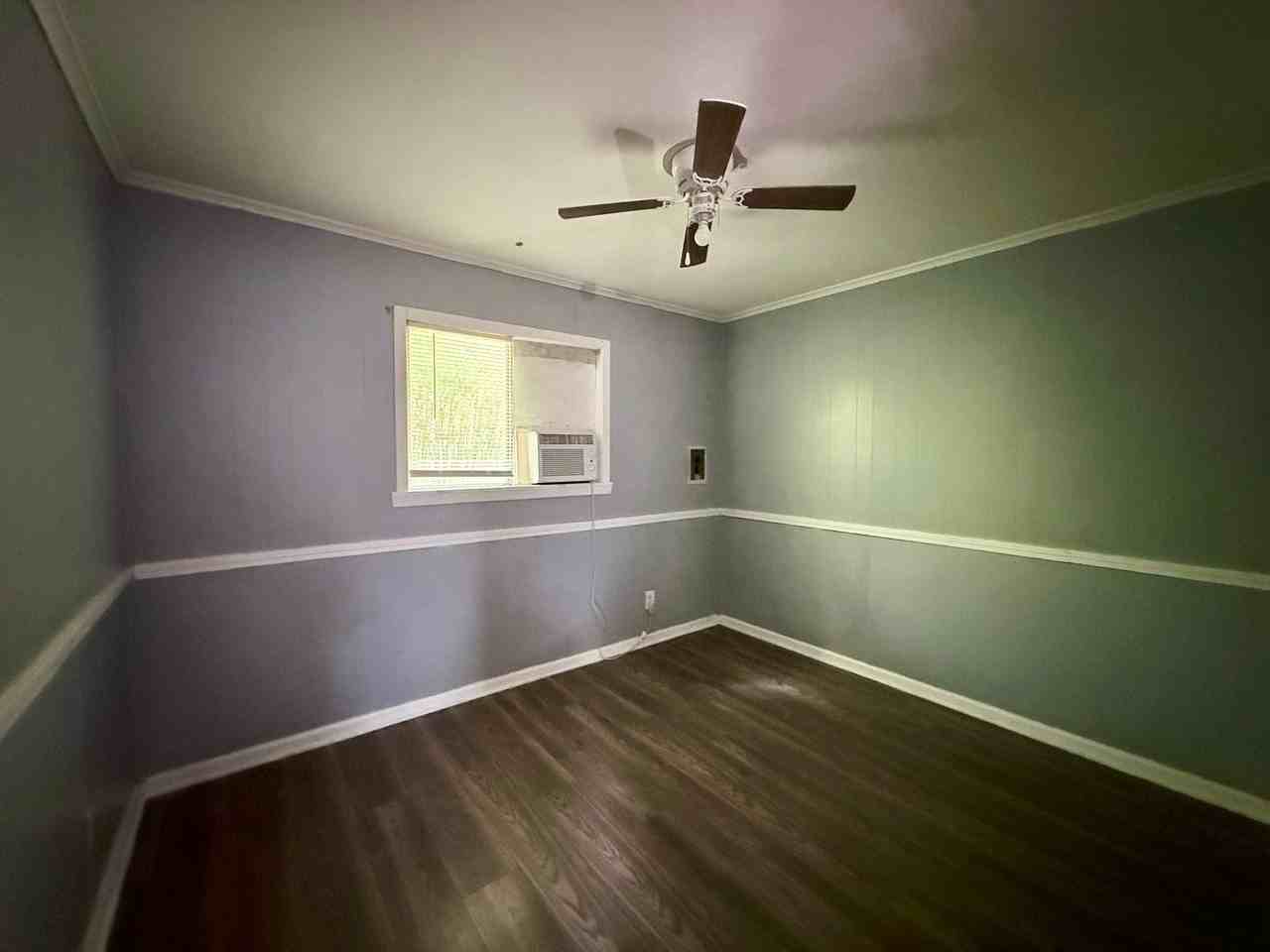 4125 Legendre St - Photo 7 of 10
