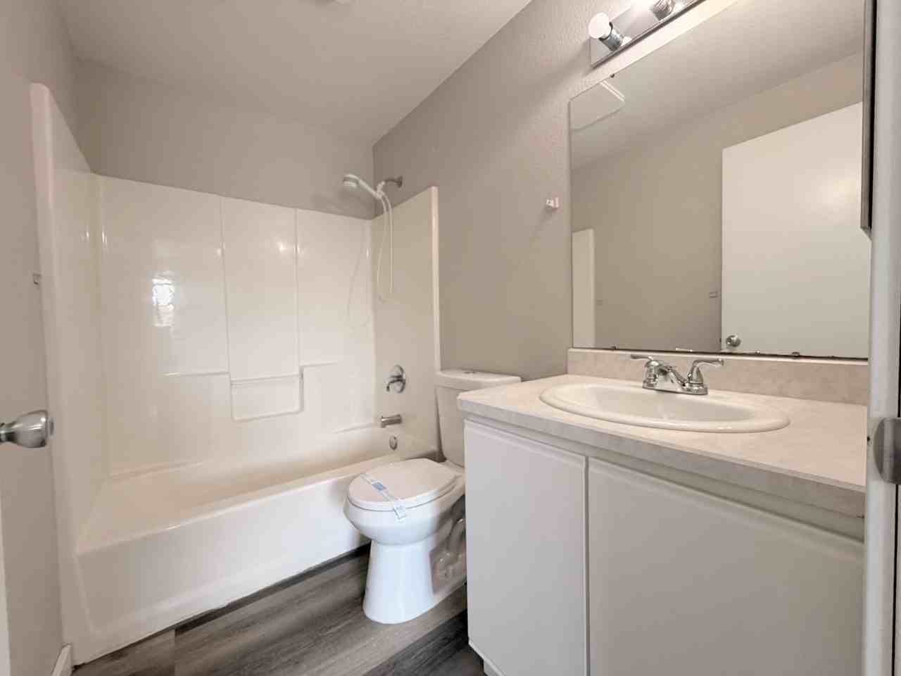 2130 Sw Canyon Dr #3 - Photo 7 of 10