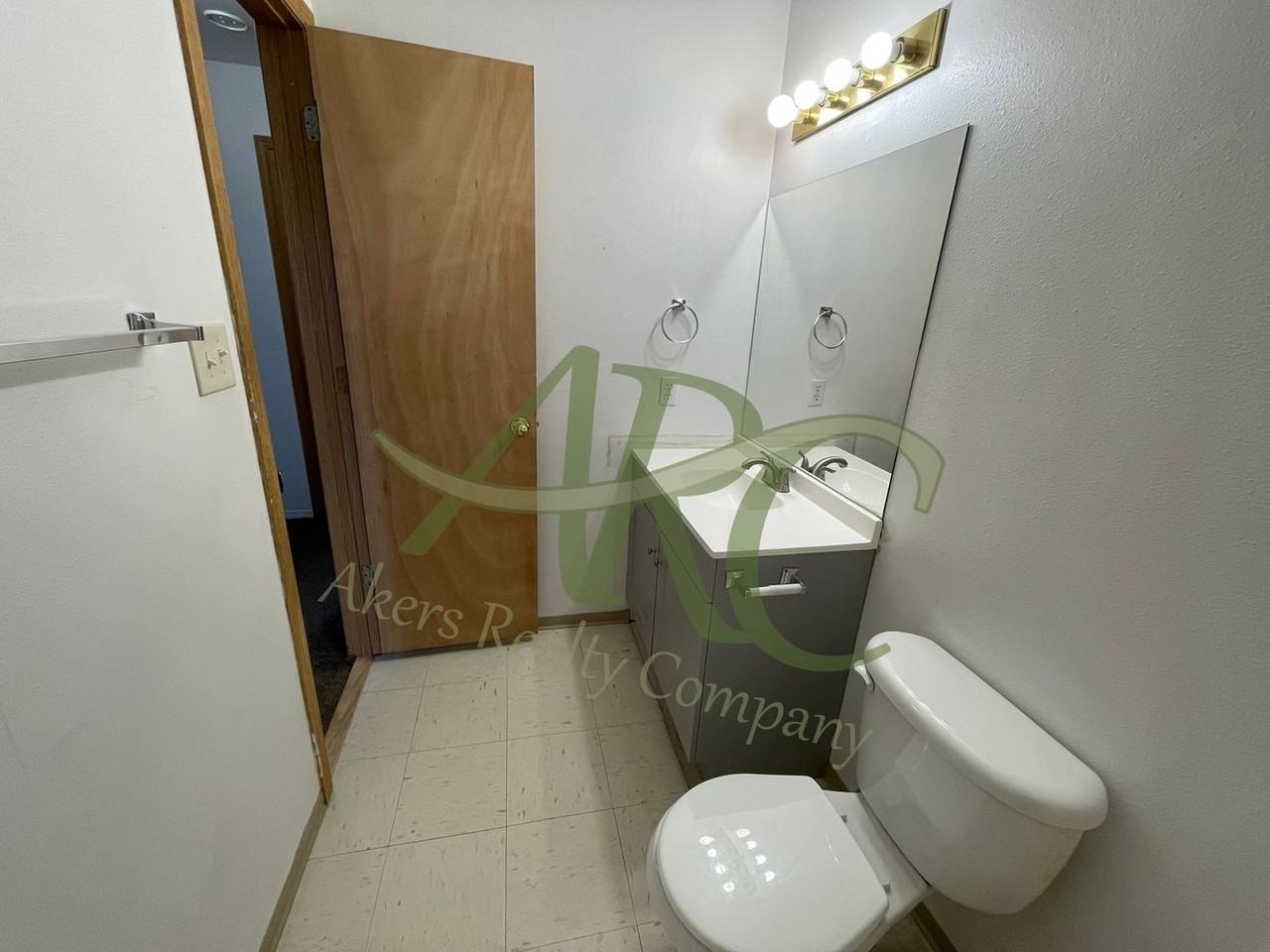 2807 Acero Ave - Photo 7 of 15