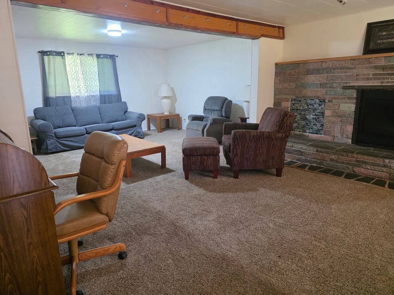 2190 Collins Rd - Photo 3 of 9