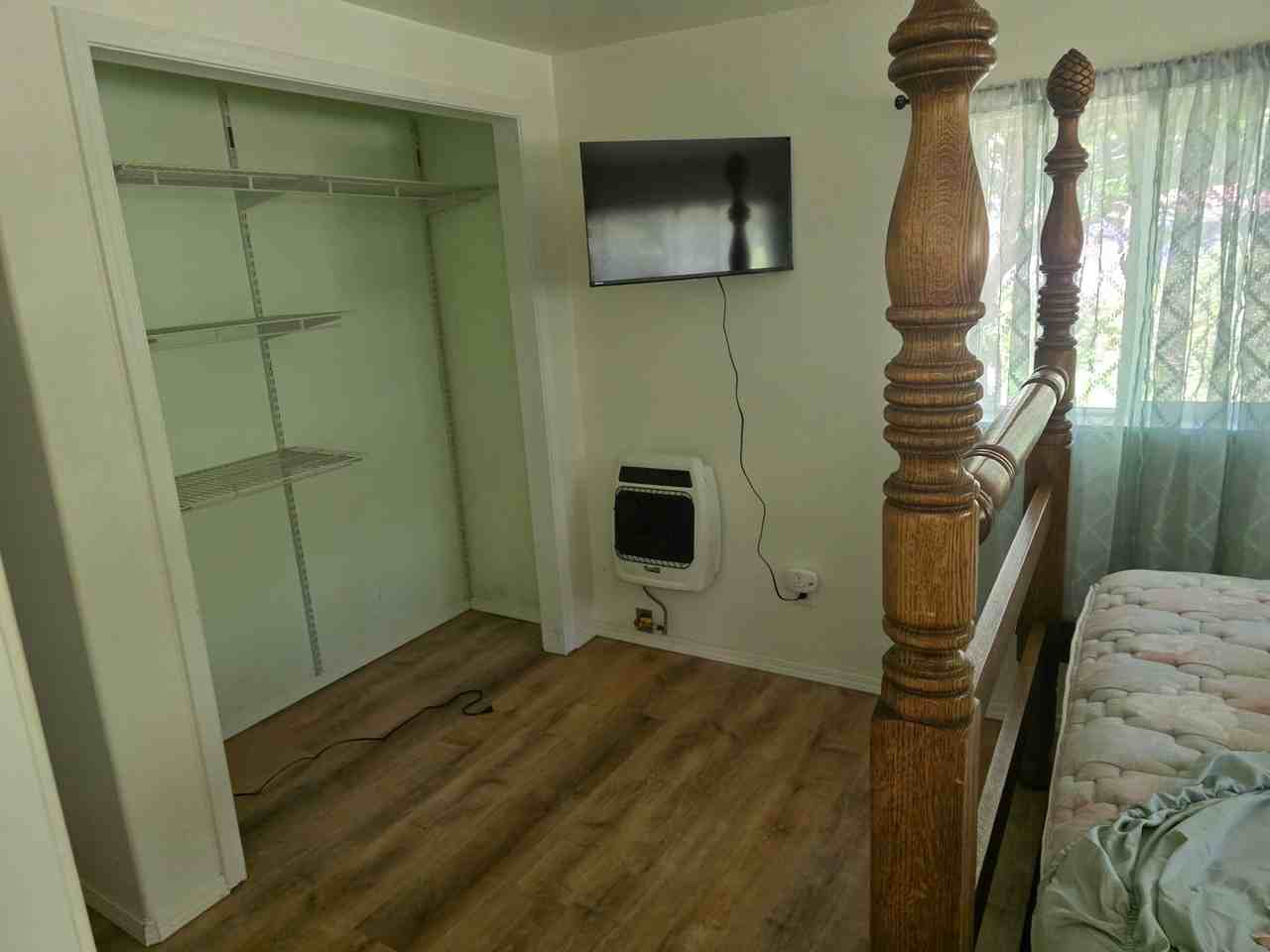 2190 Collins Rd - Photo 7 of 9