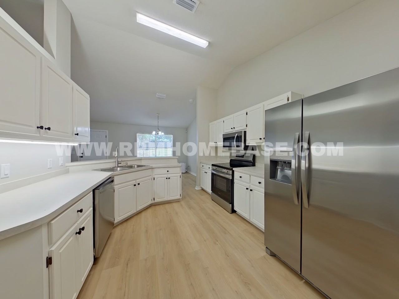 4865 Orlimar St - Photo 5 of 20