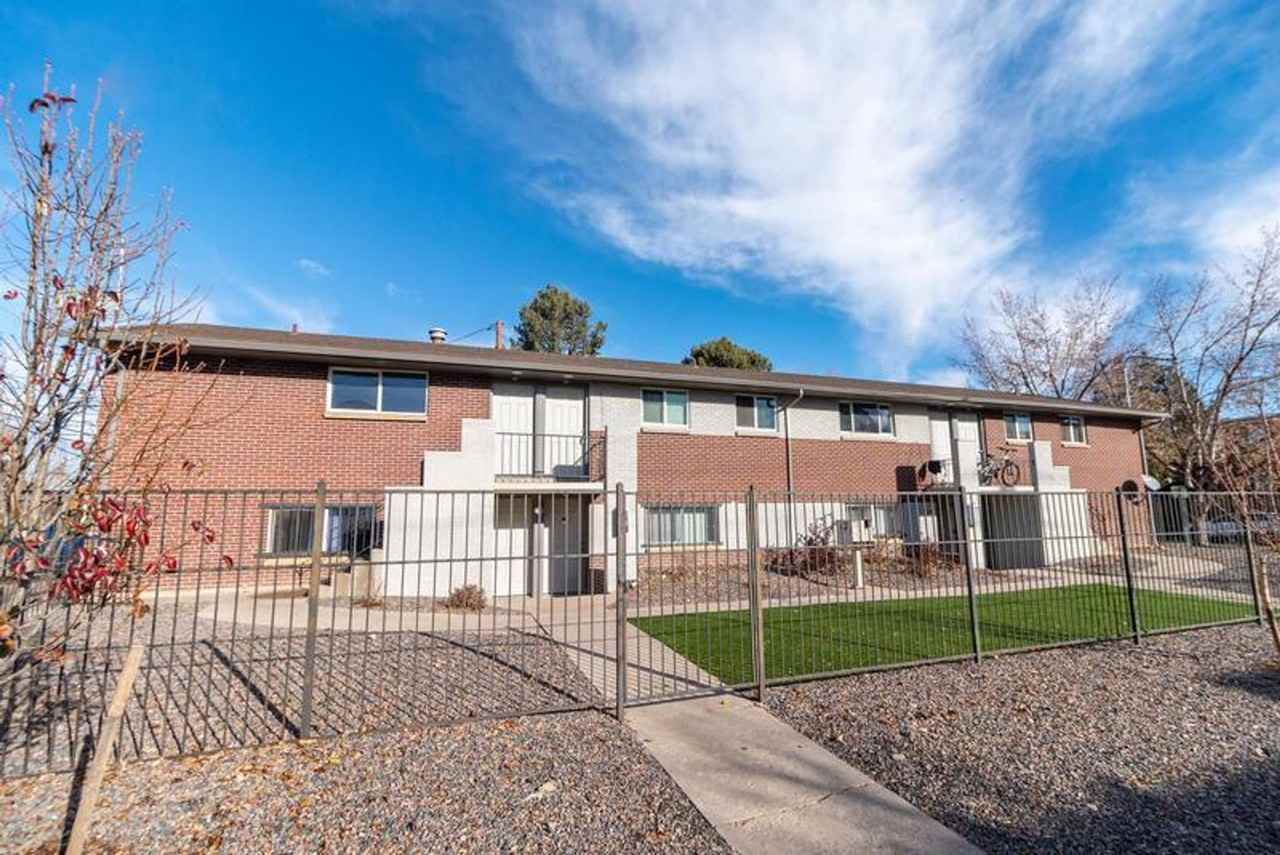 Cozy & Convenient Urban Living in Denver - Photo 2 of 25