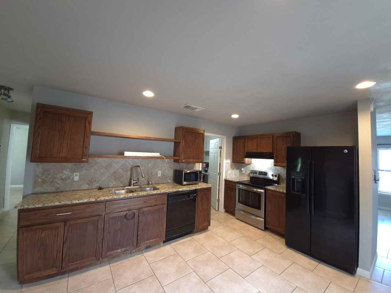 6818 Eden Grove Dr - Photo 7 of 27