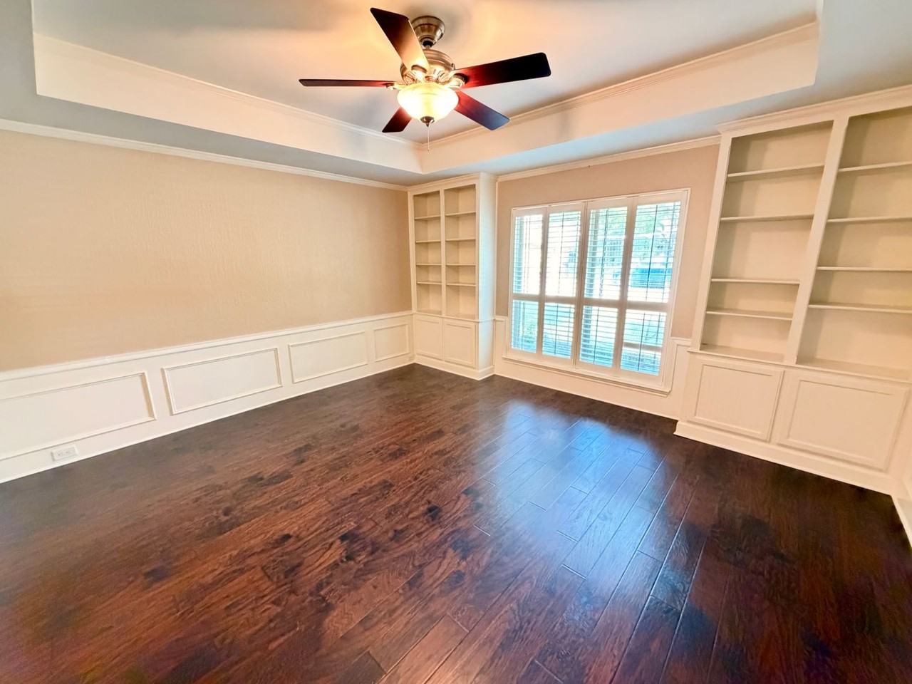 908 Rush Creek Dr - Photo 2 of 19