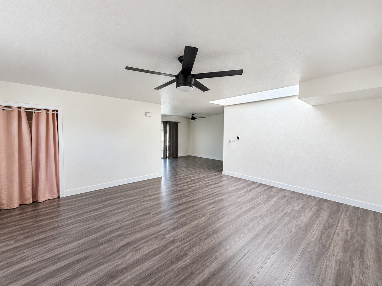 5073 54th St - Photo 4 of 28