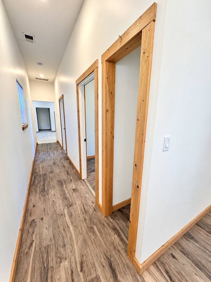 2550 Saint Cecilia St - Photo 5 of 18