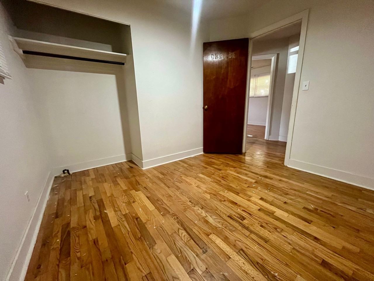 4901 Sheridan Dr - Photo 5 of 13