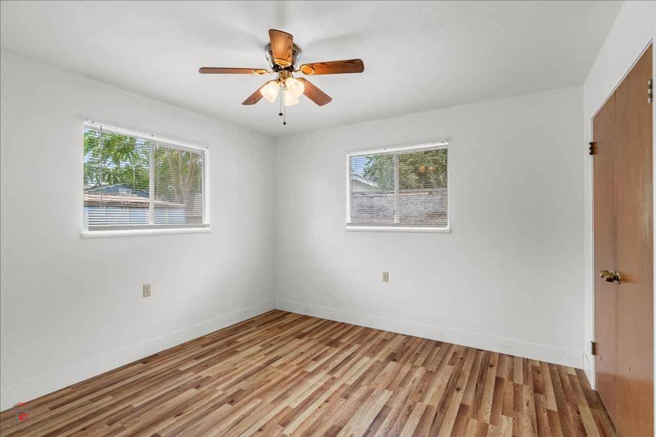 718 N Stockton Ave - Photo 6 of 10