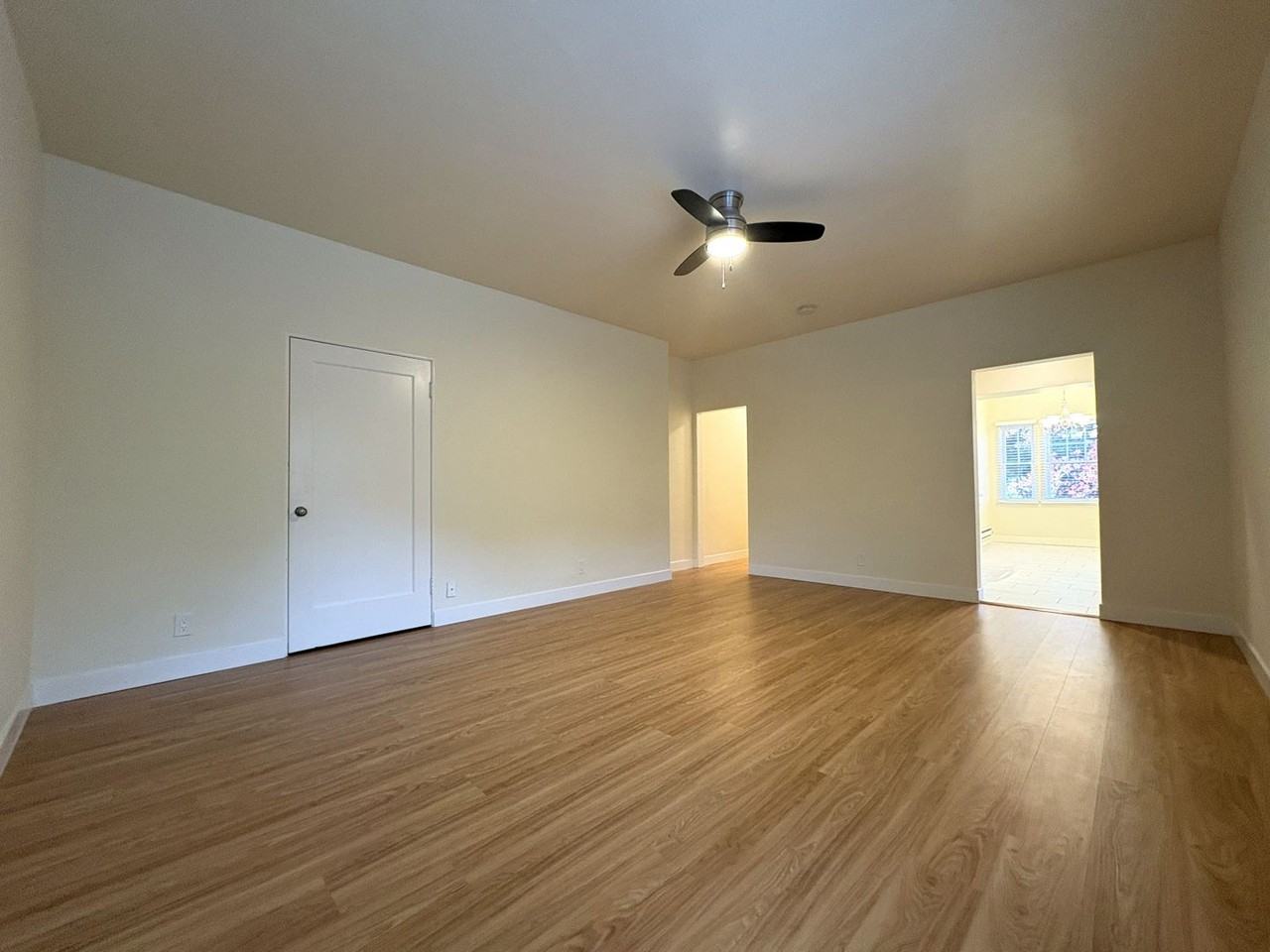 530 Webster St #15 - Photo 3 of 13