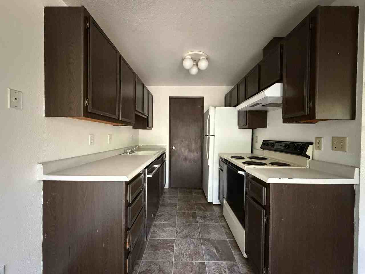 19109 Se Yamhill St - Photo 4 of 16