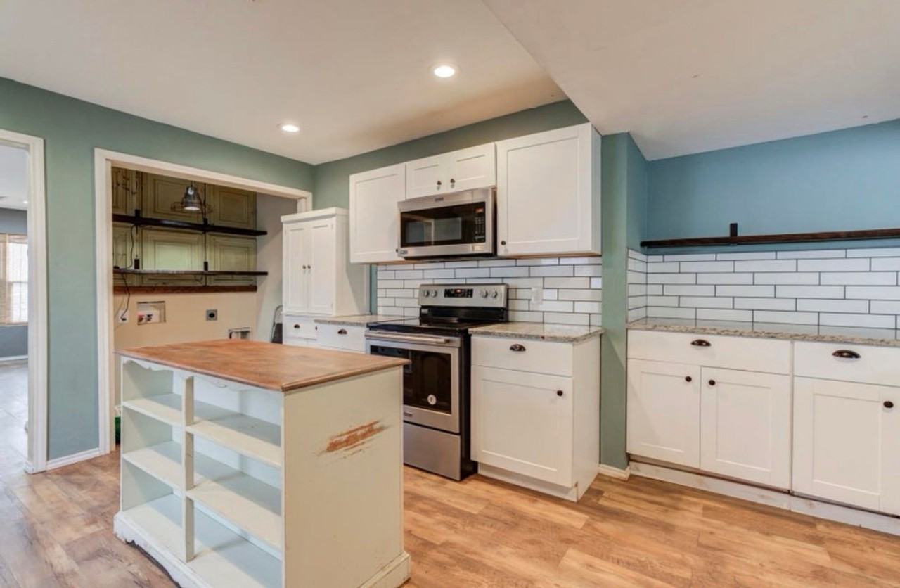 1003 8th St - Photo 6 of 15