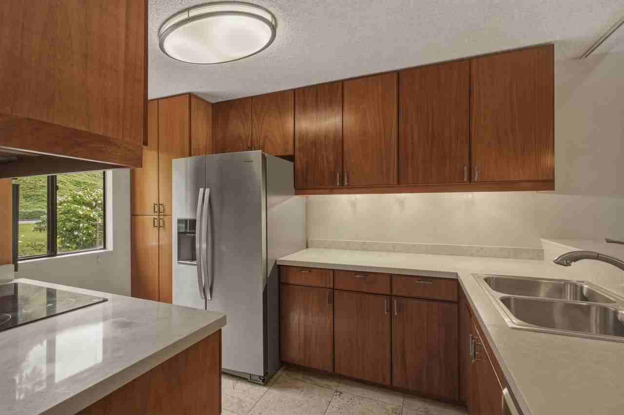 348 Kaelepulu Dr - Photo 7 of 20