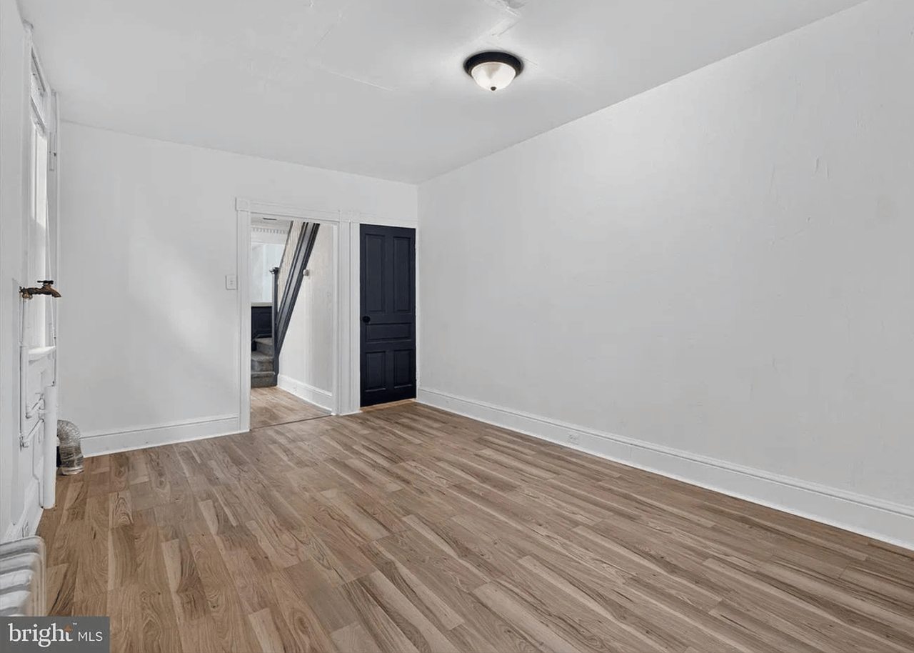 56 N State St - Photo 5 of 24