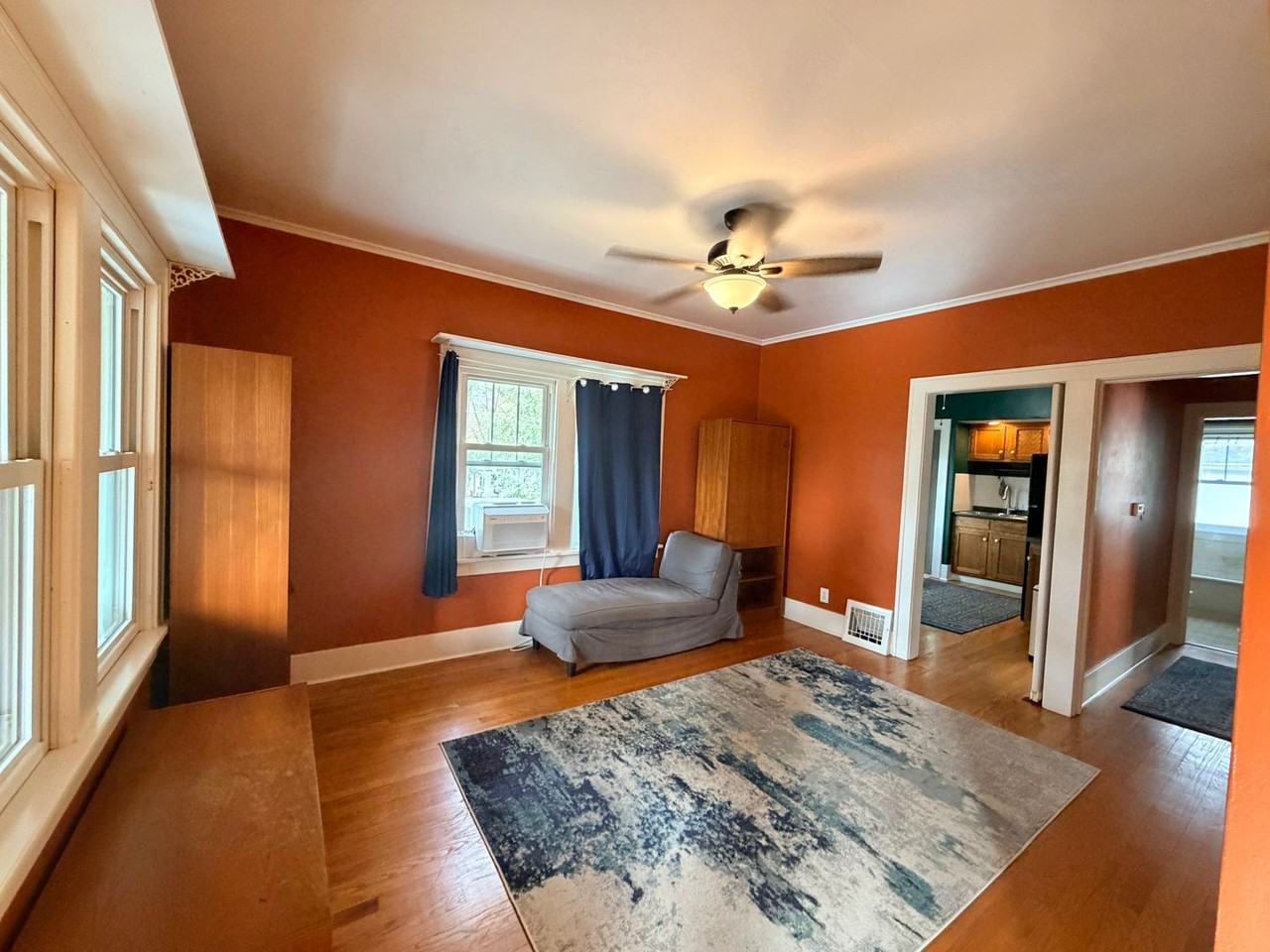 1565 34th Ave - Photo 2 of 27