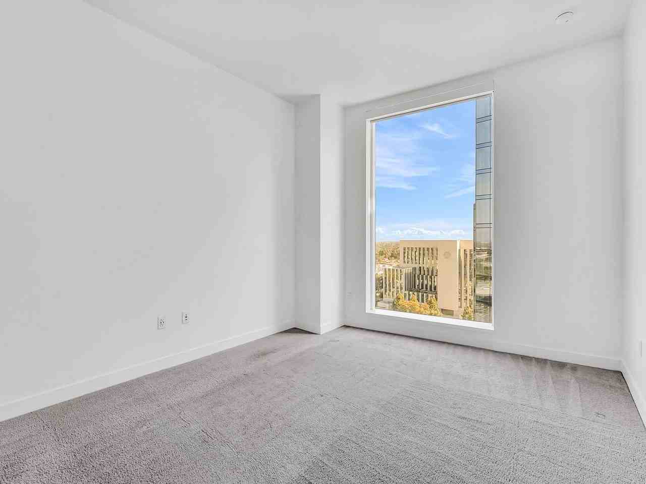 188 W Saint James St #11601 - Photo 7 of 21
