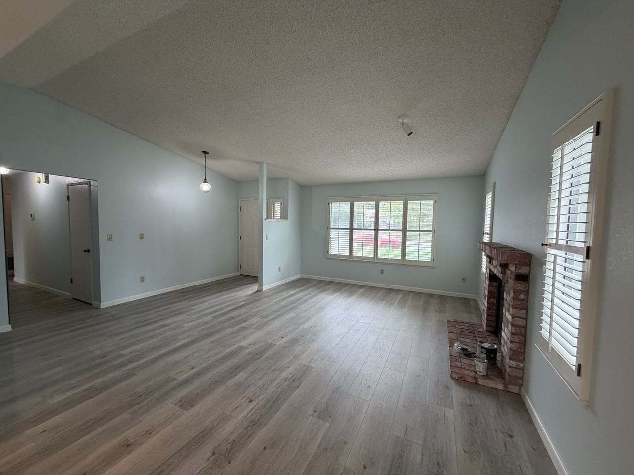 752 Harvey Way - Photo 5 of 39