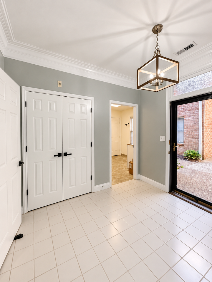 3637 Hurstbourne Ridge Blvd - Photo 3 of 30