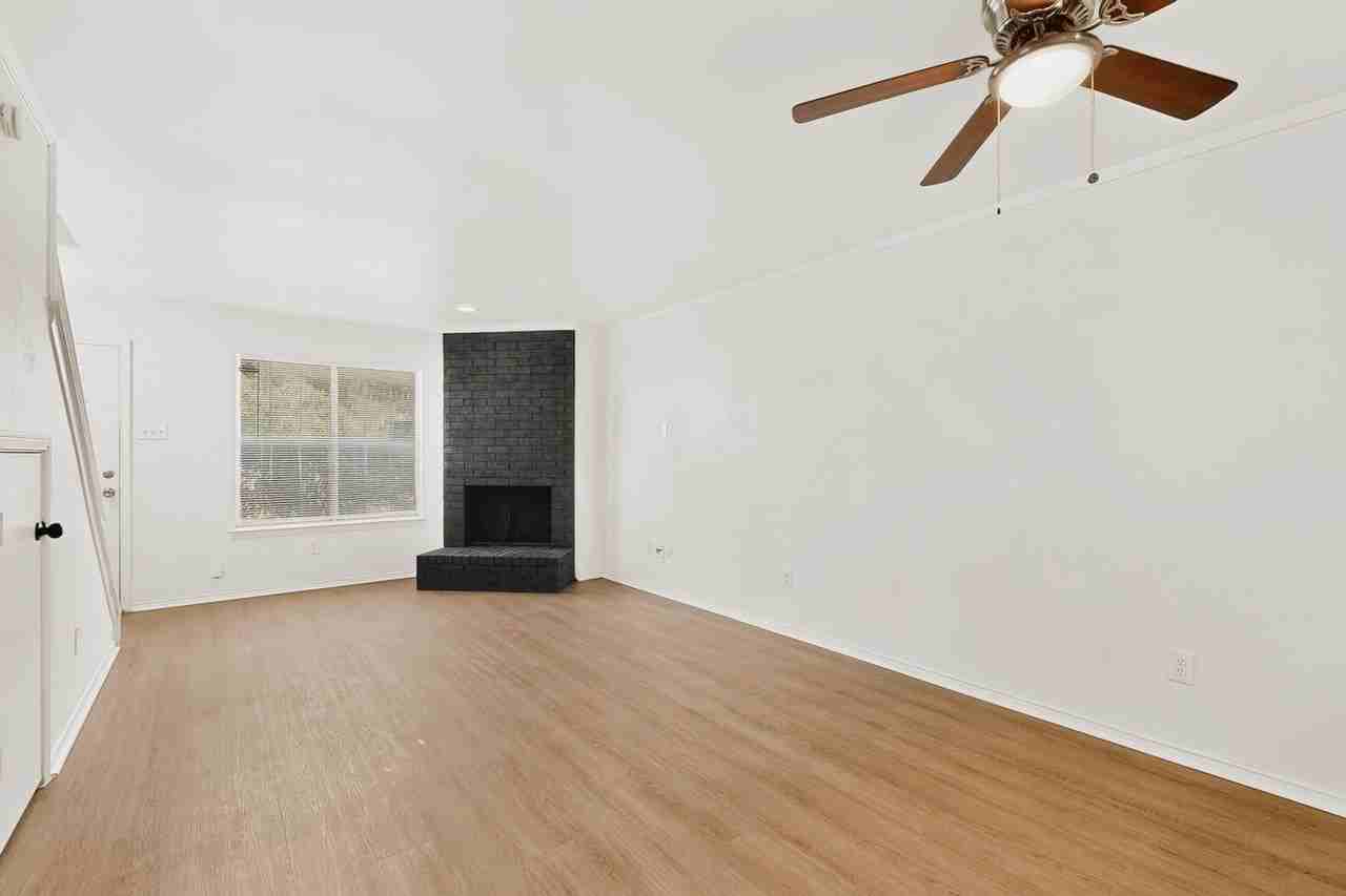 130 Graystone Pl - Photo 6 of 34