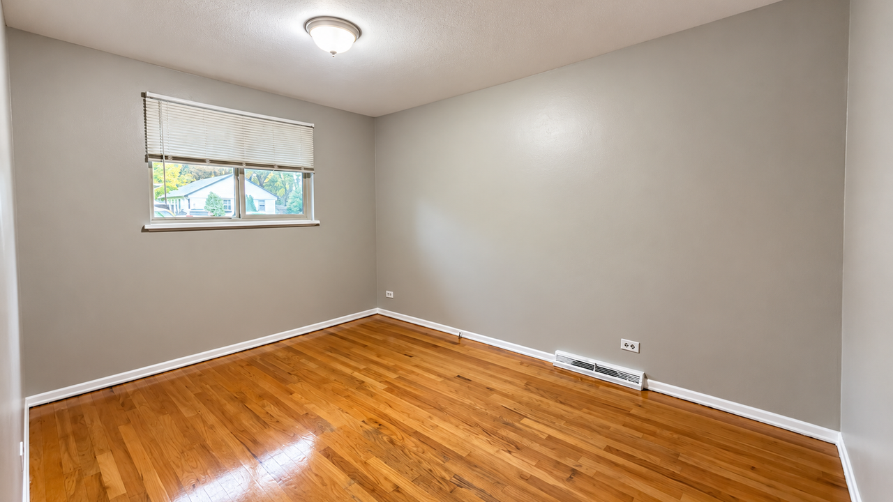 3204 Newland St - Photo 5 of 15