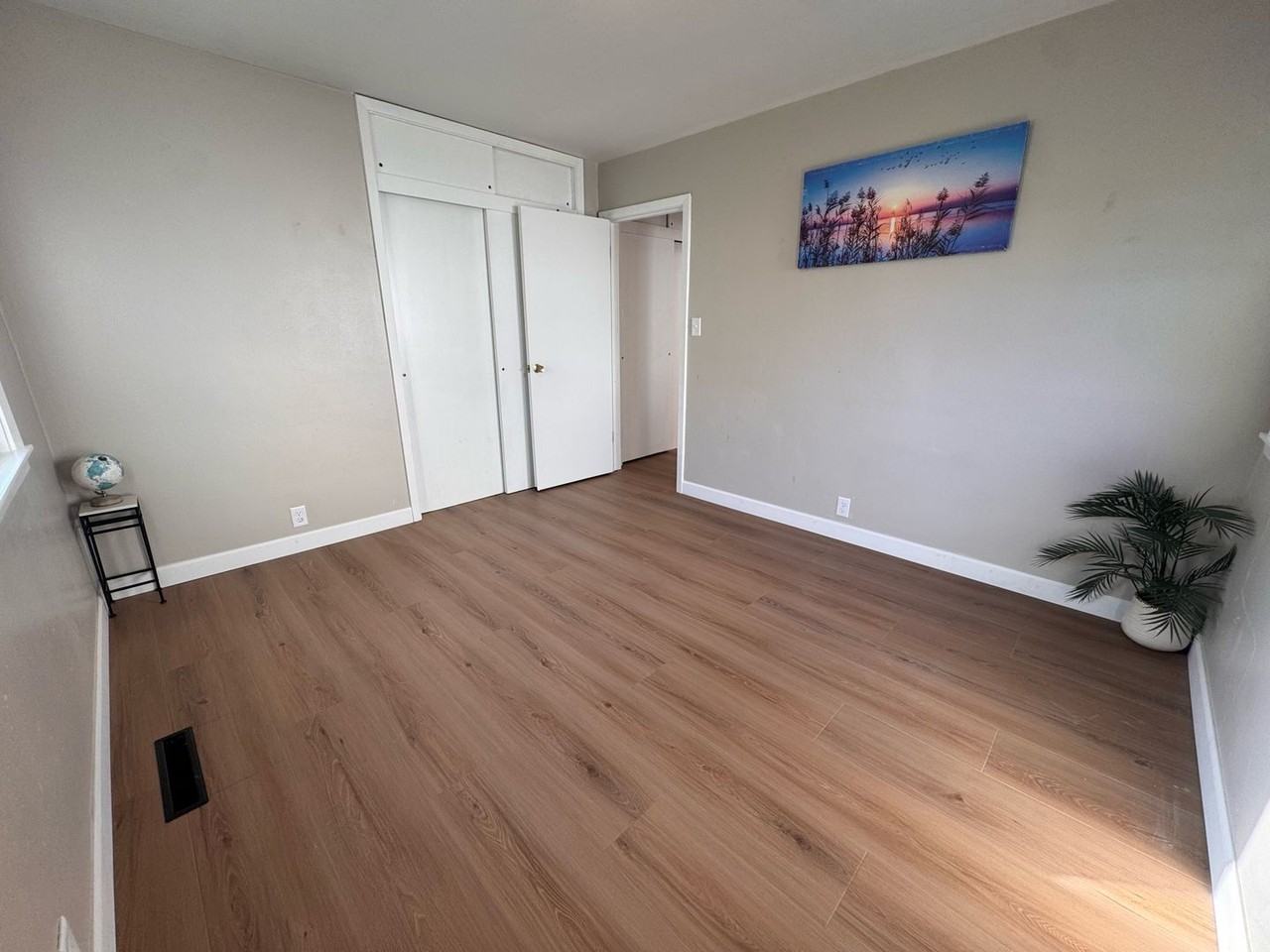 1414 Maxine Ave - Photo 4 of 24