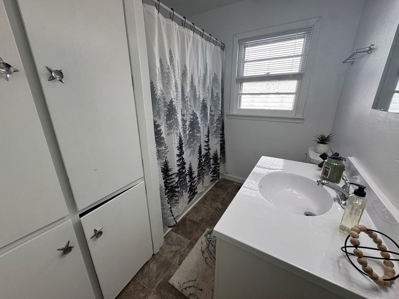 1414 Maxine Ave - Photo 6 of 24