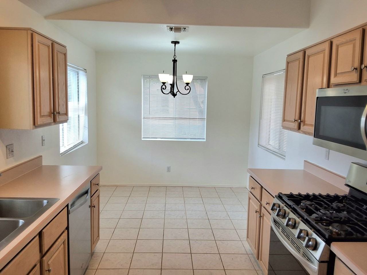 12349 N Brightridge Dr - Photo 5 of 25