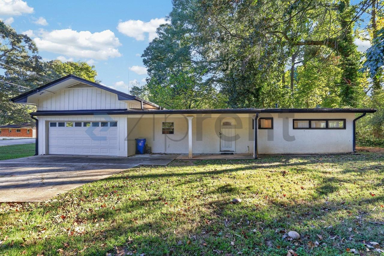 4454 Thompson Mill Rd - Photo 2 of 23
