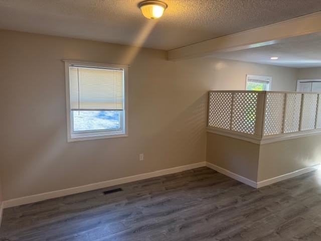 800 Sam Mills St - Photo 3 of 20