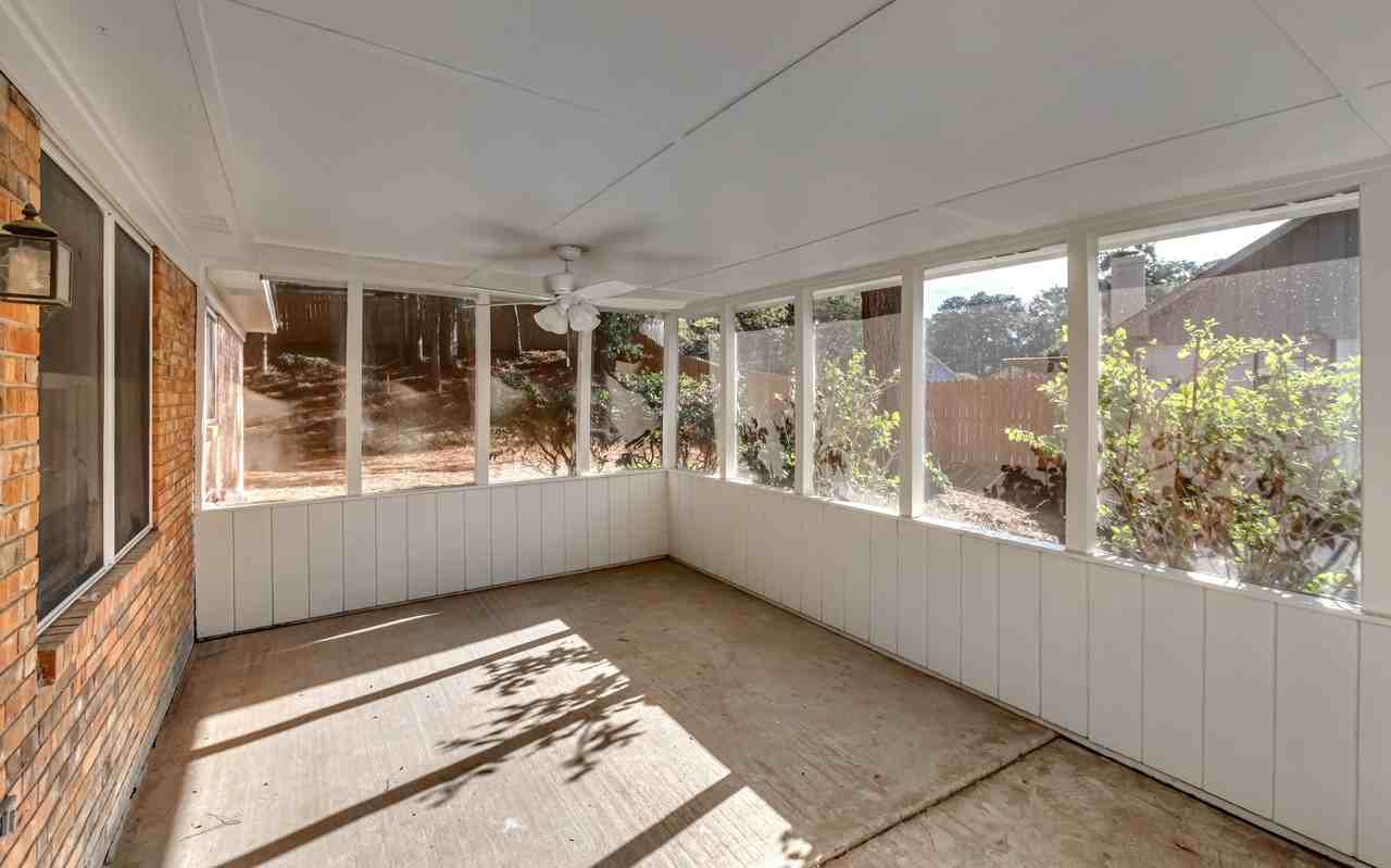855 Rushton Cir - Photo 6 of 50