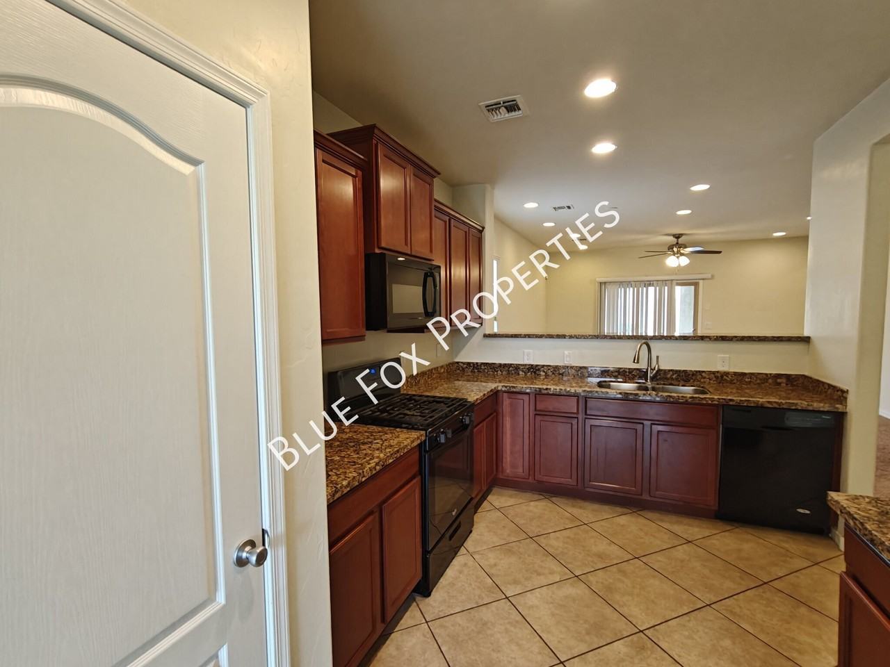 14206 N Spear Point Way - Photo 2 of 33