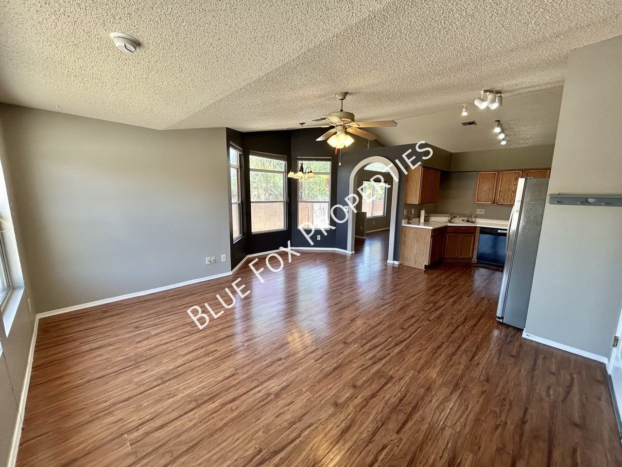 3030 W Sawmill Spring Trl - Photo 3 of 19