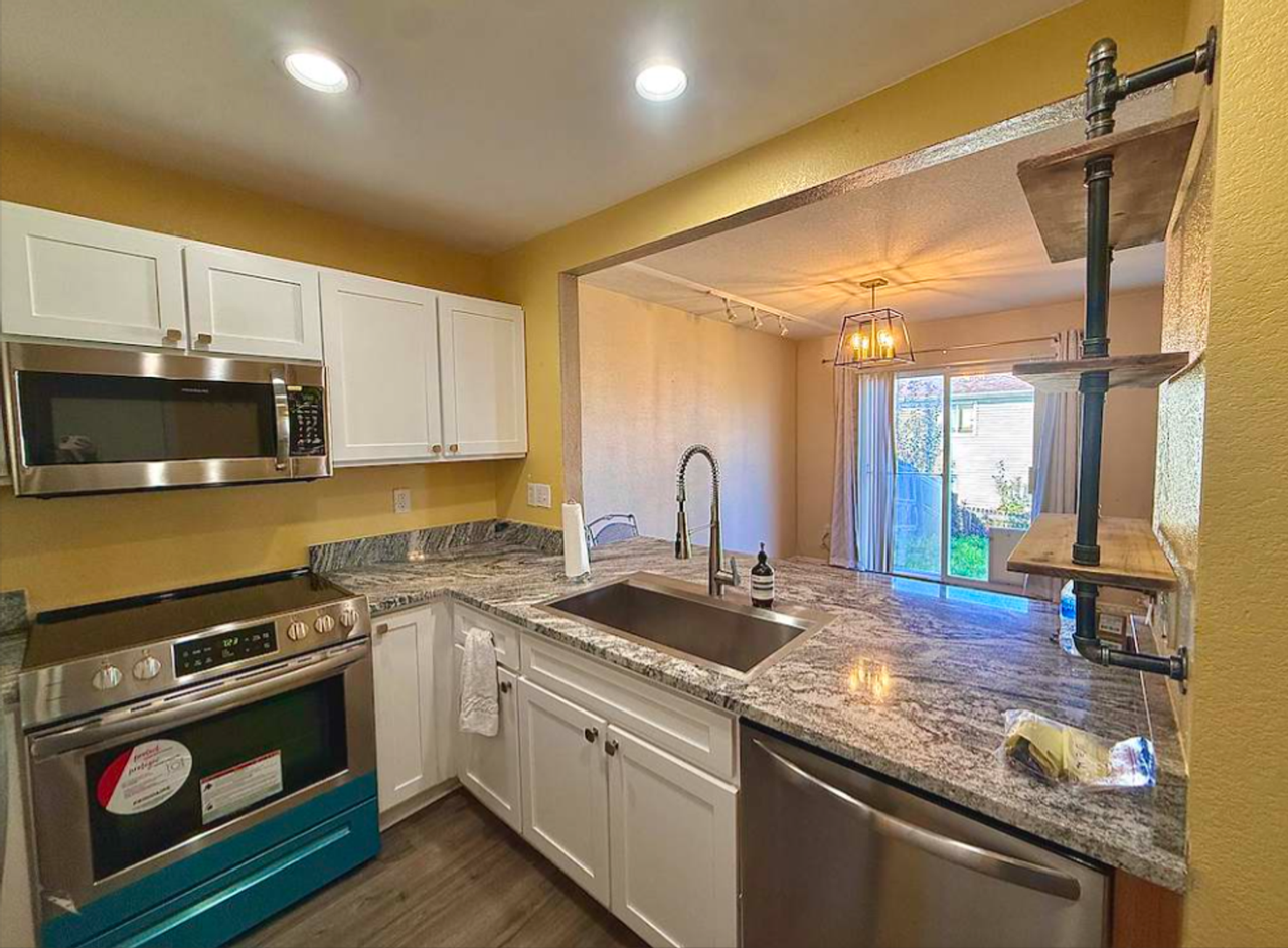 5566 S Quemoy Cir - Photo 3 of 13