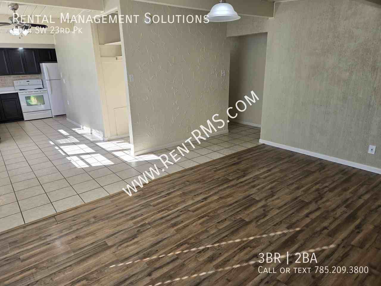 1544 Sw 23rd Park - Photo 4 of 24