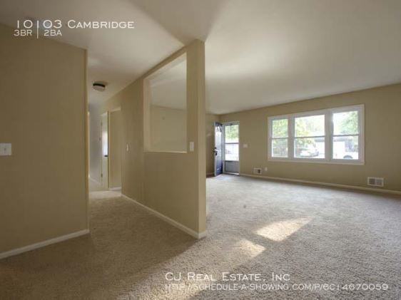 10103 Cambridge Ave - Photo 3 of 9