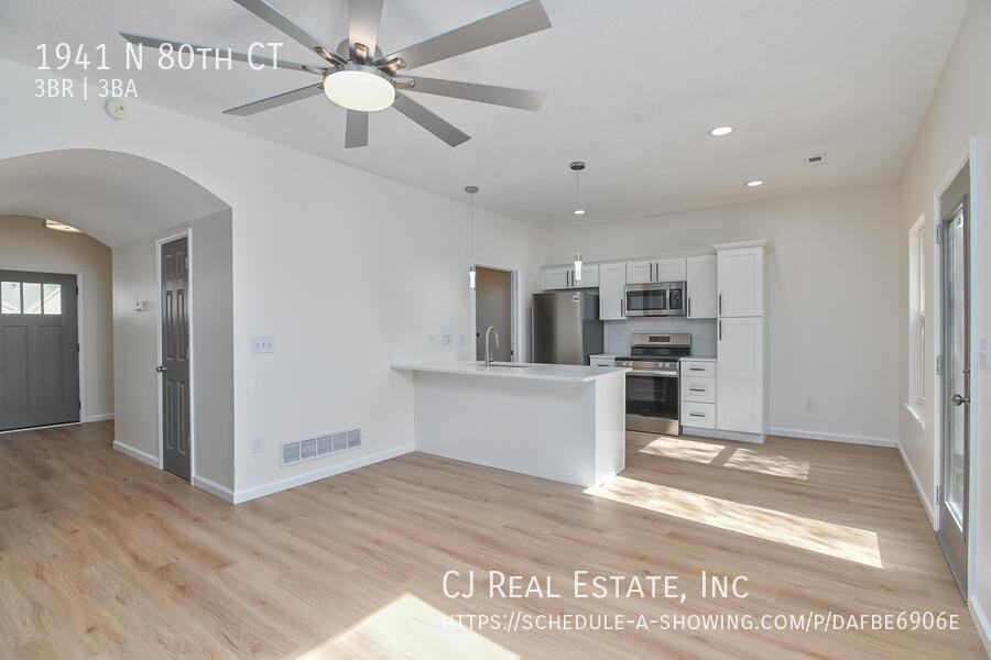 1941 N 80th Ct - Photo 2 of 11