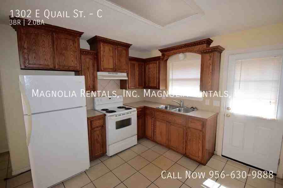 1302 E Quail St #C - Photo 7 of 20