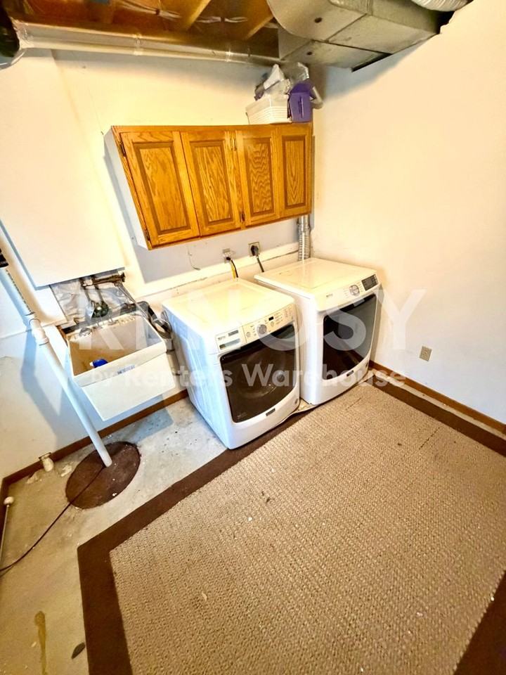 4278 W 131st St - Photo 7 of 7