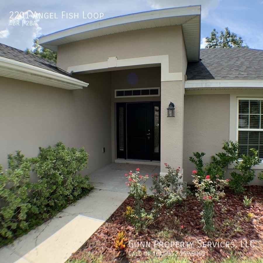 2201 Angel Fish Loop - Photo 2 of 23