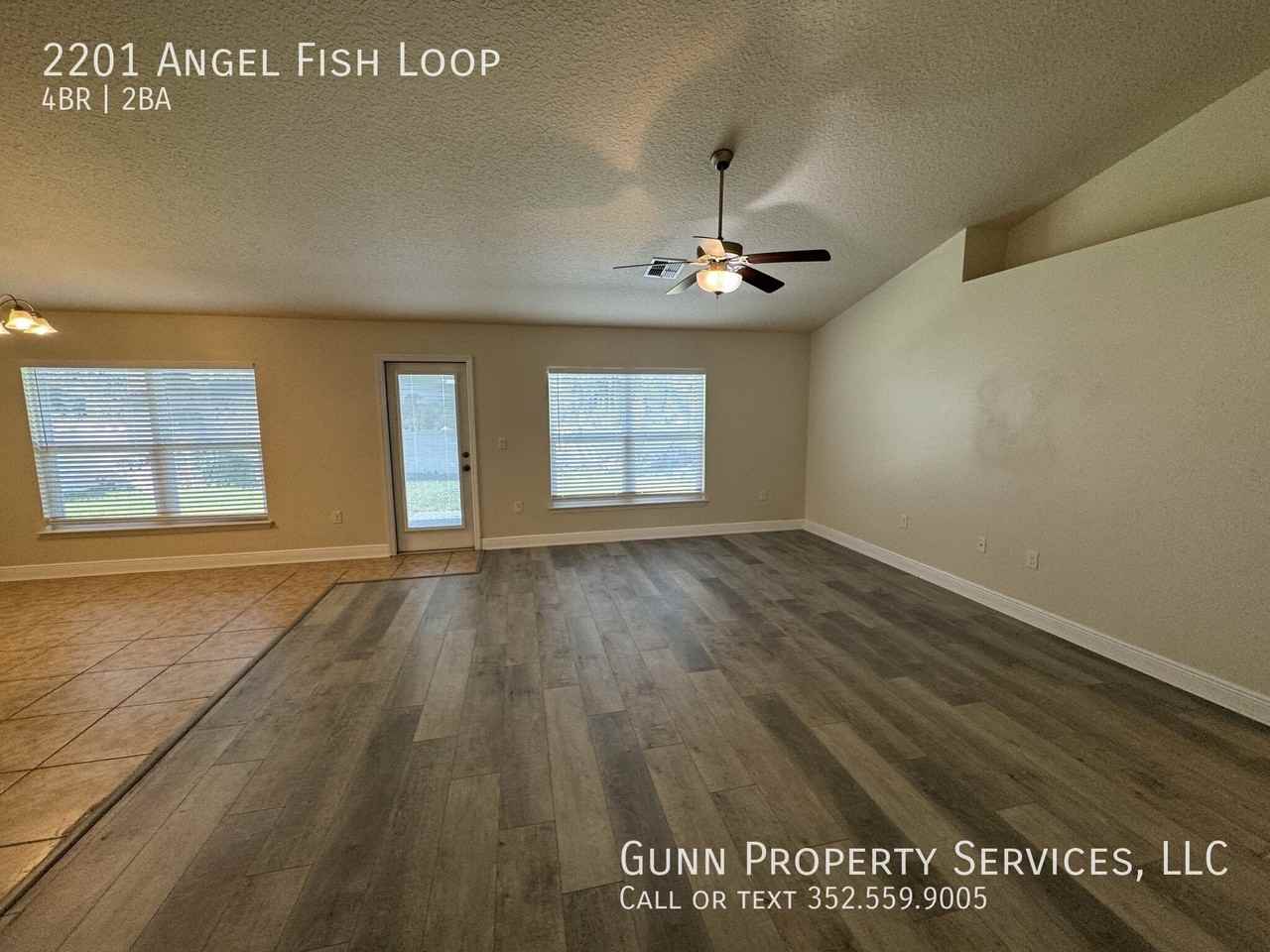 2201 Angel Fish Loop - Photo 3 of 23