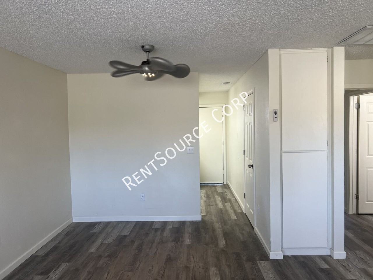 1131 Barstow Rd #C - Photo 6 of 17