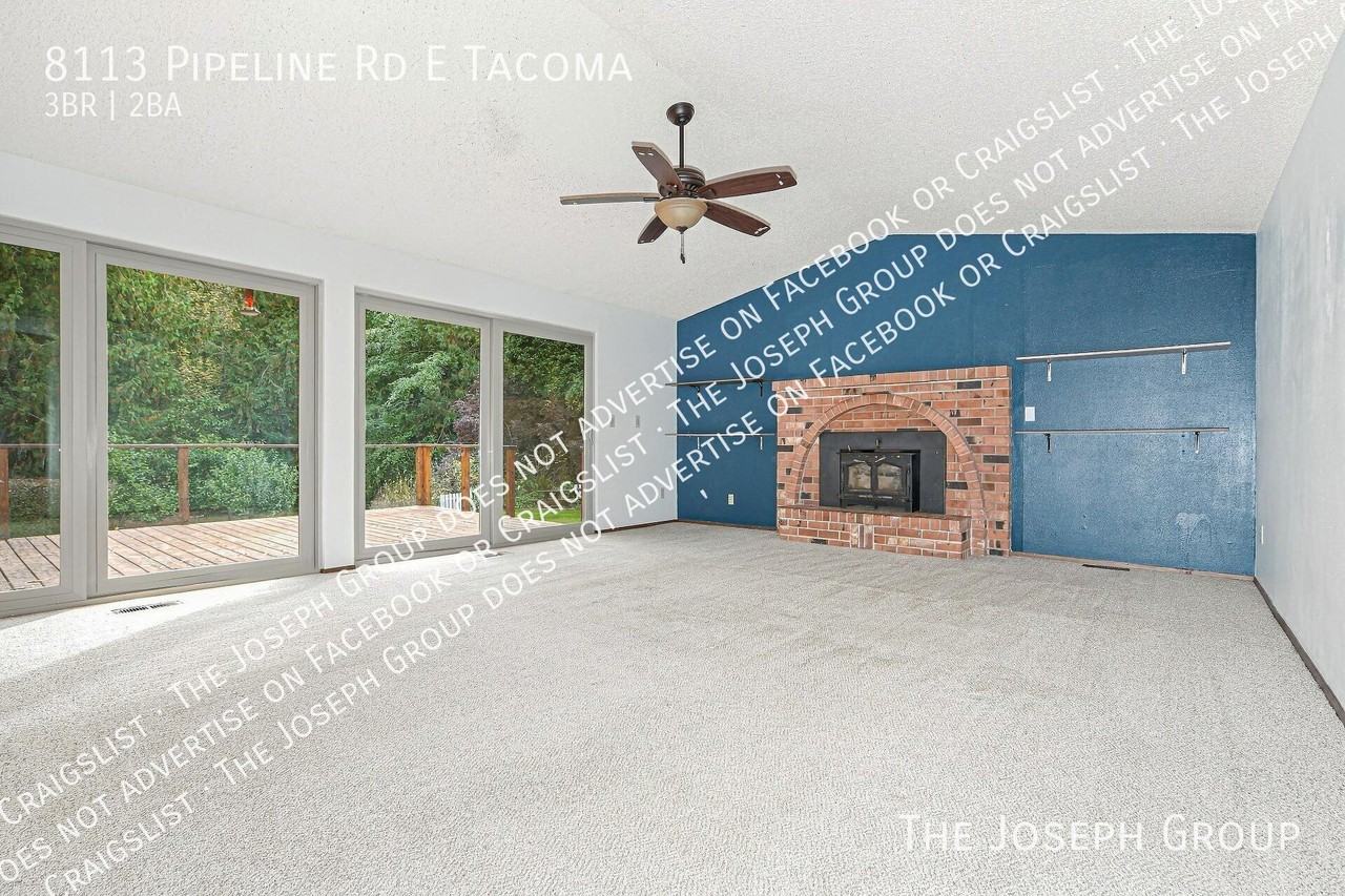 8113 Pipeline Rd E - Photo 6 of 32