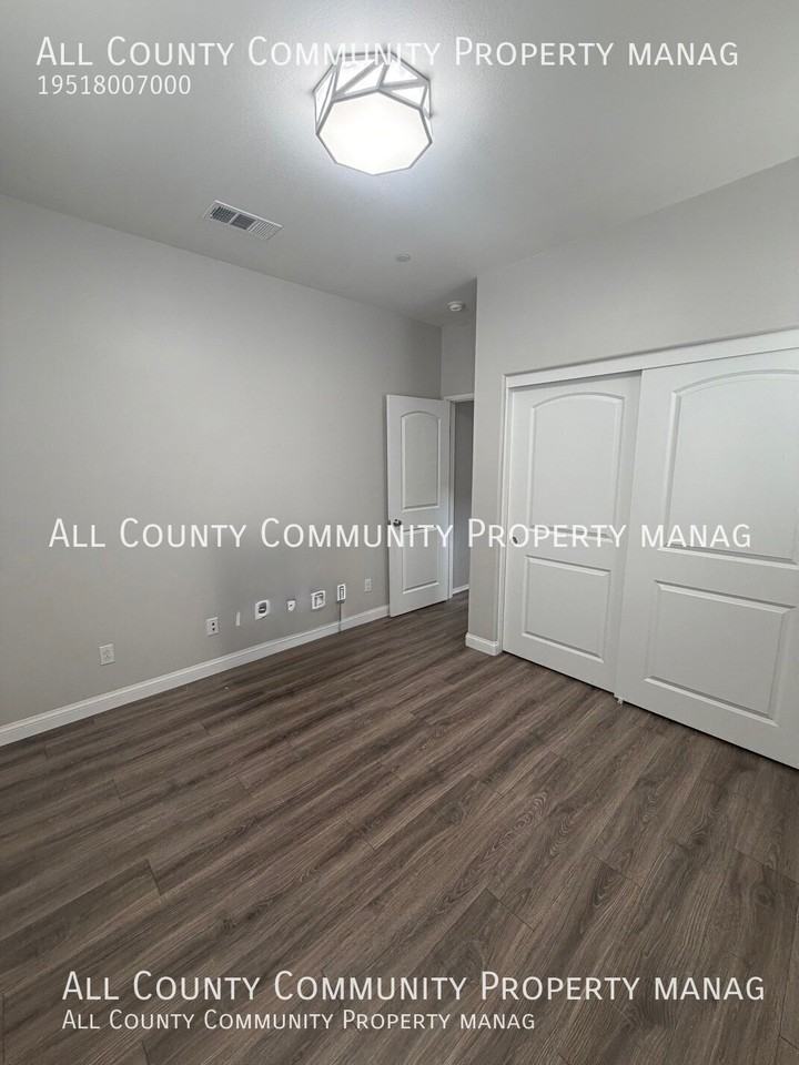 29723 Indigo Pl - Photo 5 of 42