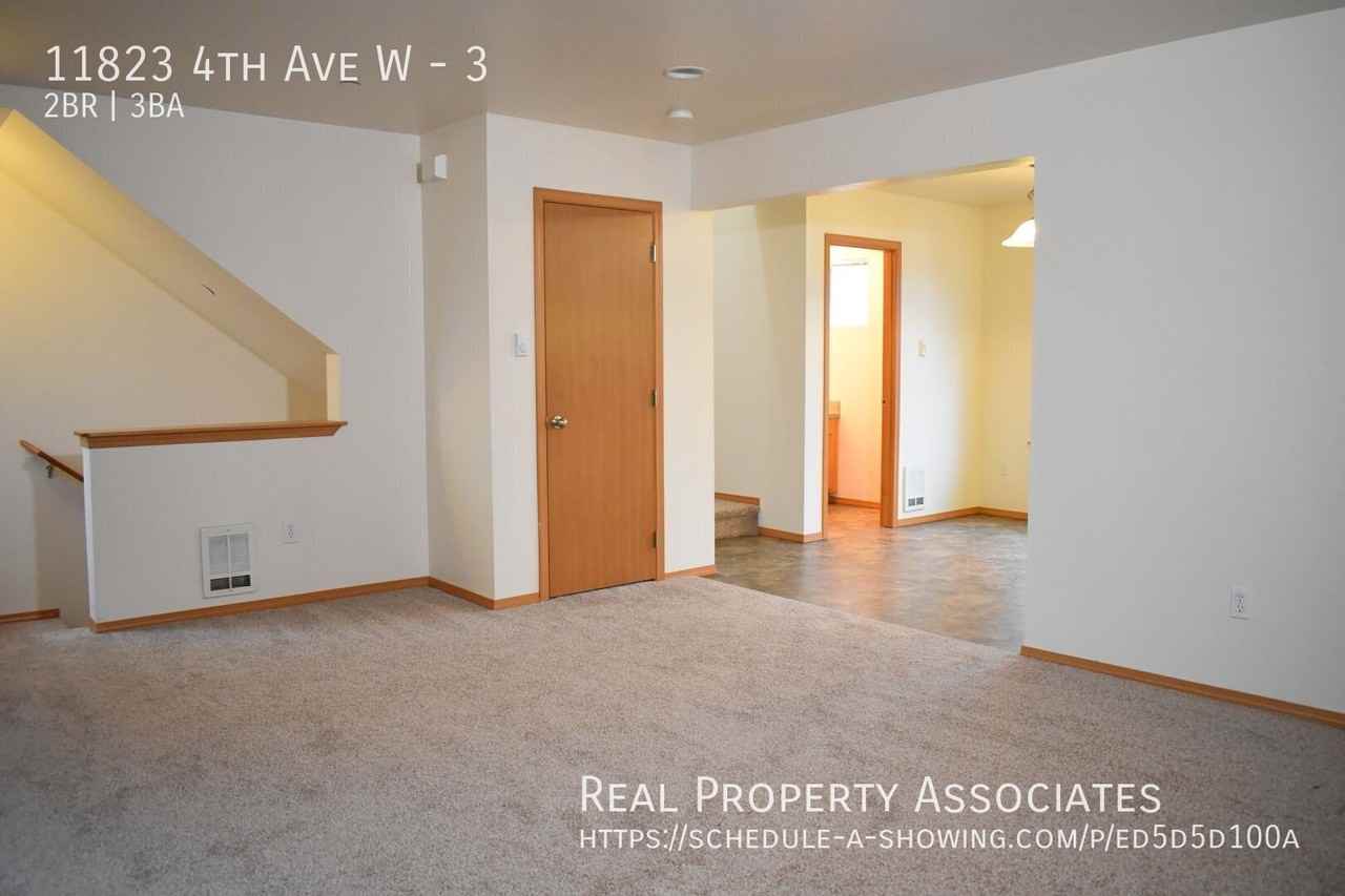 11823 4th Ave W #3 - Photo 4 of 21
