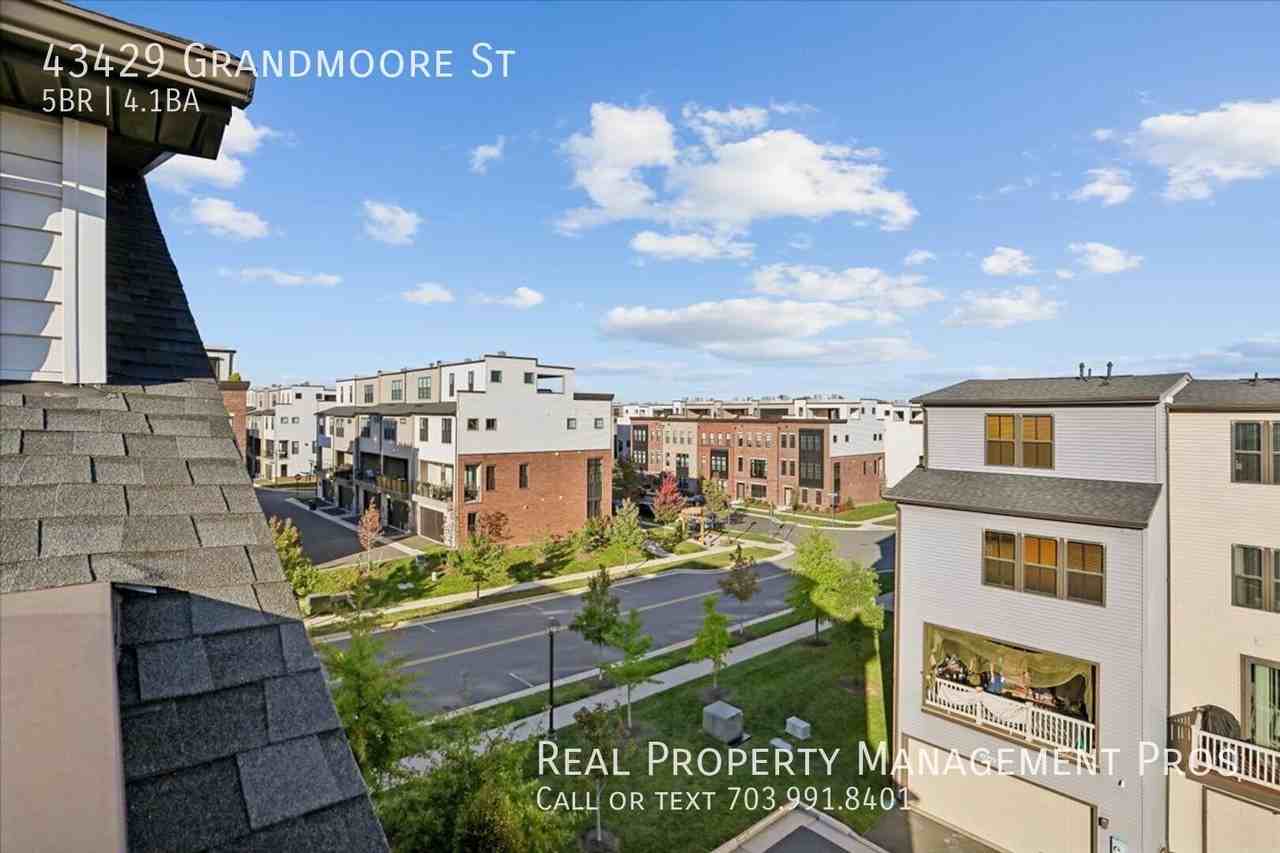 43429 Grandmoore St - Photo 6 of 47