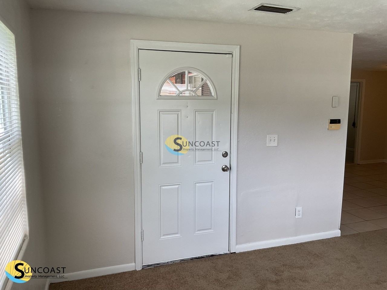 10873 Bonnelly Dr - Photo 2 of 17